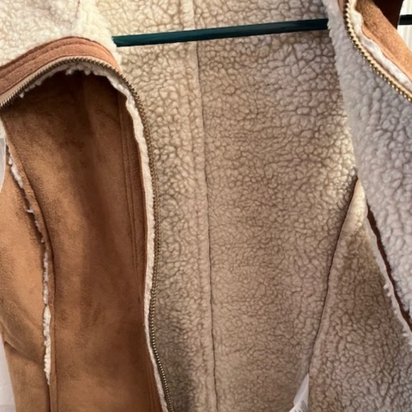 Michael Kors Brown Shearling Vest - Picture 6 of 12